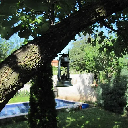 Viki's Romantic House * Скопье