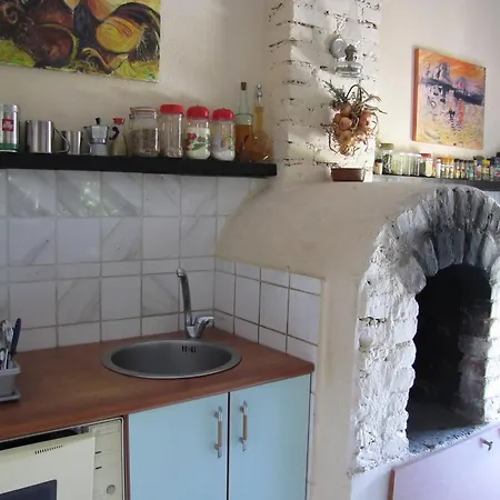 Viki's Romantic House Гостевой дом *